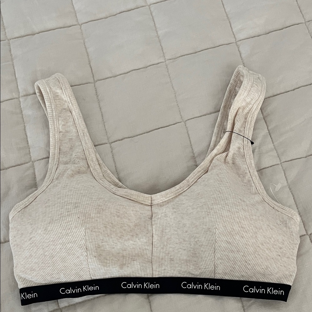 NWOT Calvin Klein cream Ribbed Bralette